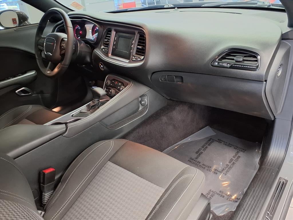 2017 Dodge Challenger SXT