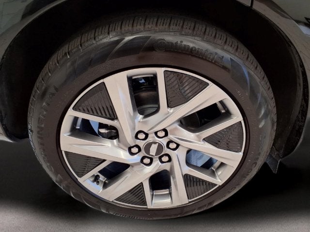 2026 Cadillac OPTIQ Premium Luxury