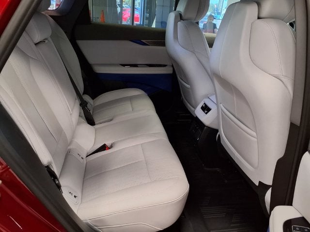 2026 Cadillac OPTIQ Premium Luxury