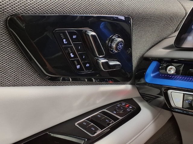 2026 Cadillac OPTIQ Premium Luxury