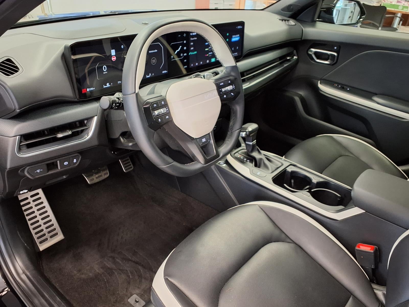 2025 Kia K4 GT-Line Turbo