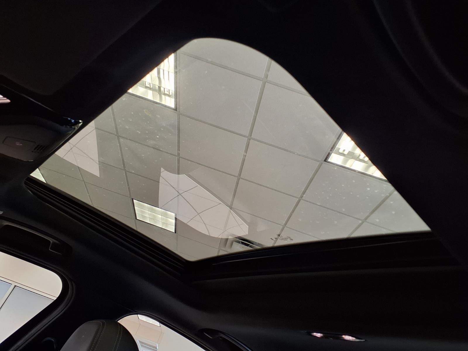 2024 BMW 3 Series 330i
