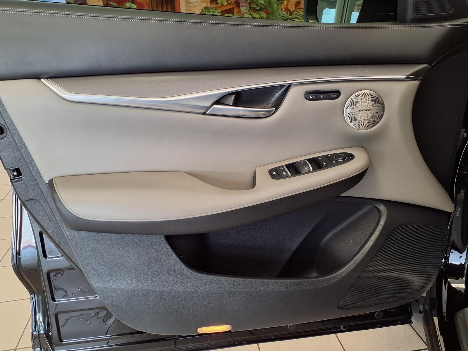 2023 INFINITI QX50 LUXE