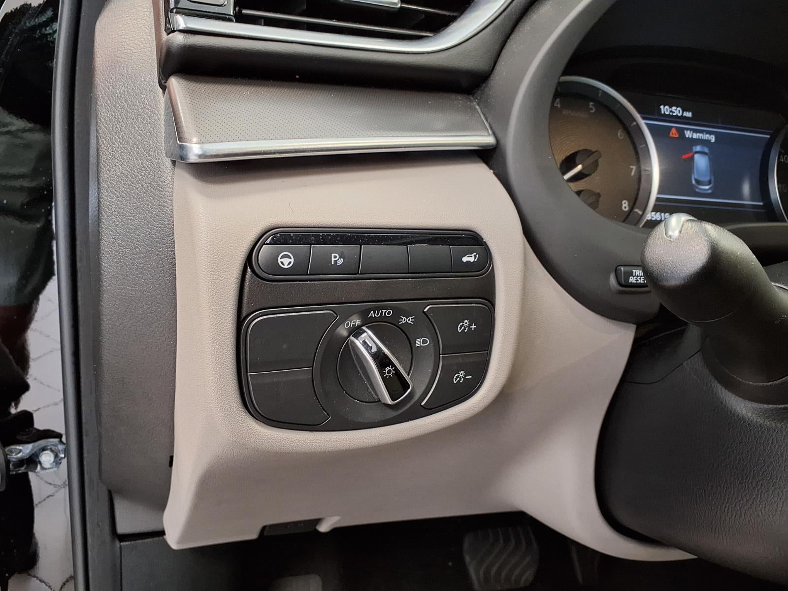 2023 INFINITI QX50 LUXE
