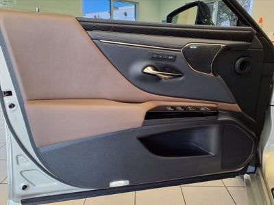 2024 Lexus ES 300h 300h Ultra Luxury