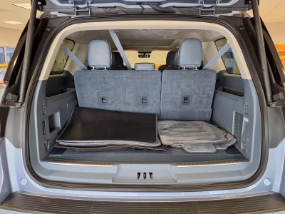 2023 Lincoln Navigator L L Black Label