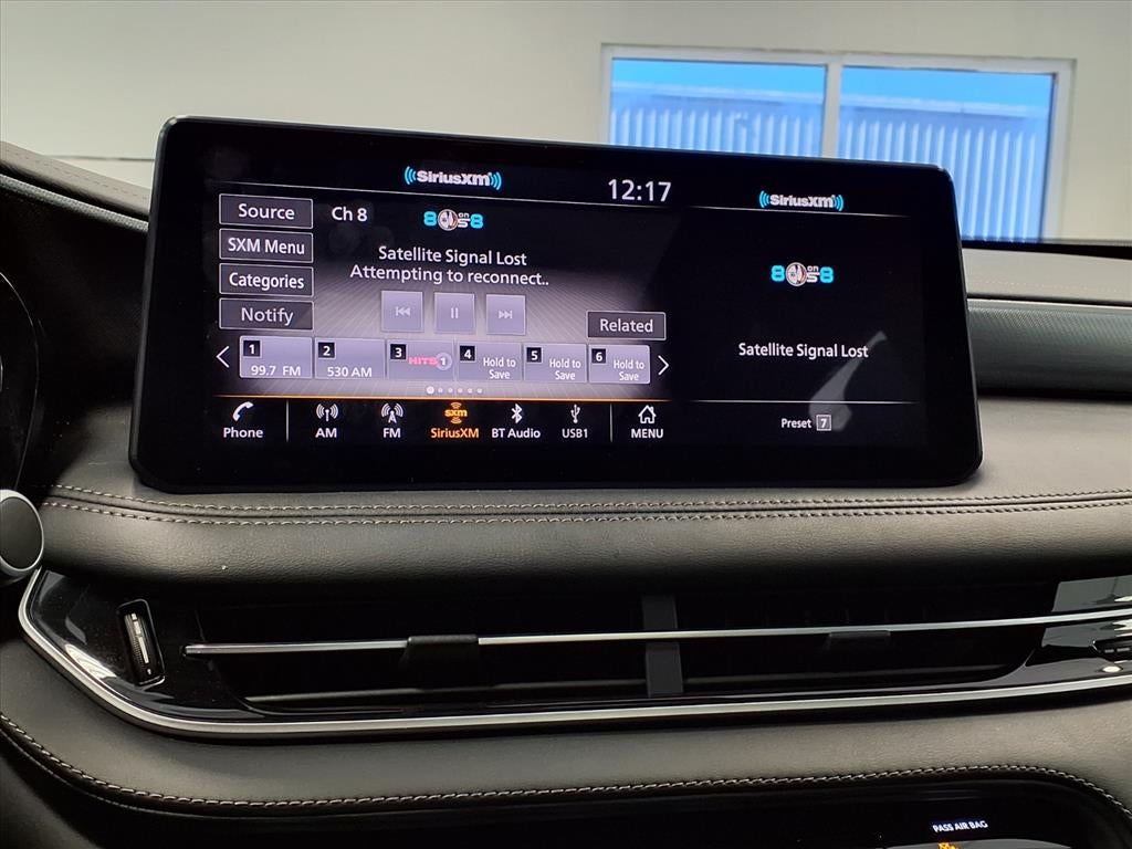 2025 INFINITI QX60 LUXE