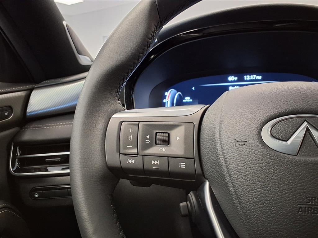 2025 INFINITI QX60 LUXE