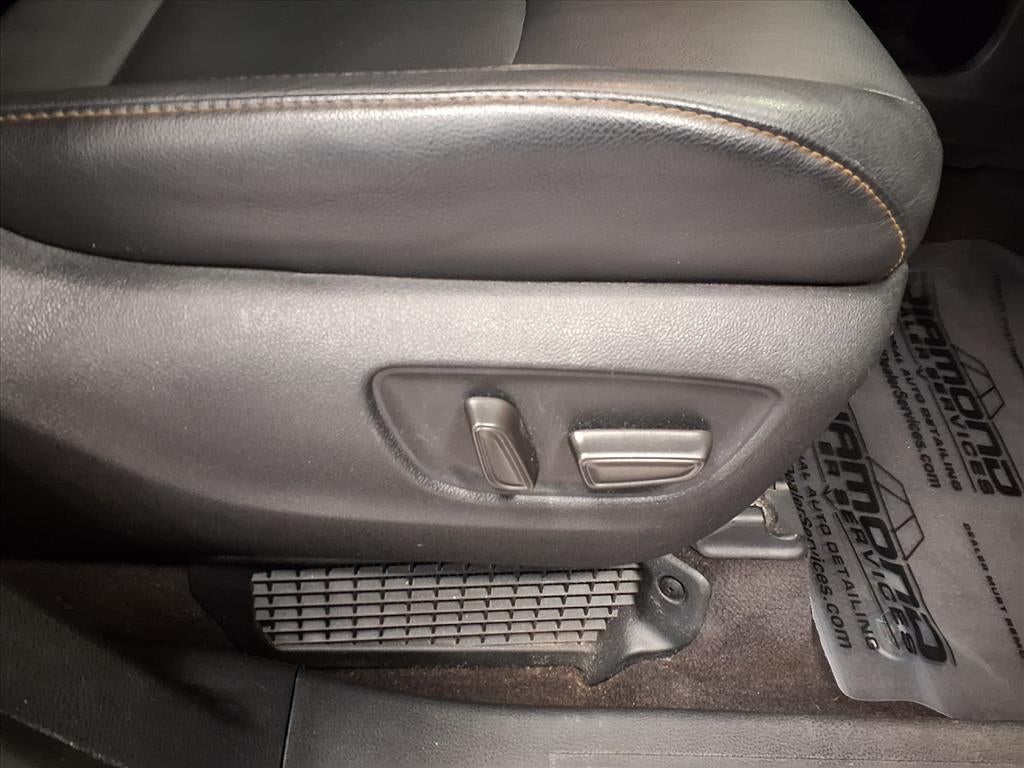 2022 Toyota Sienna Woodland Edition