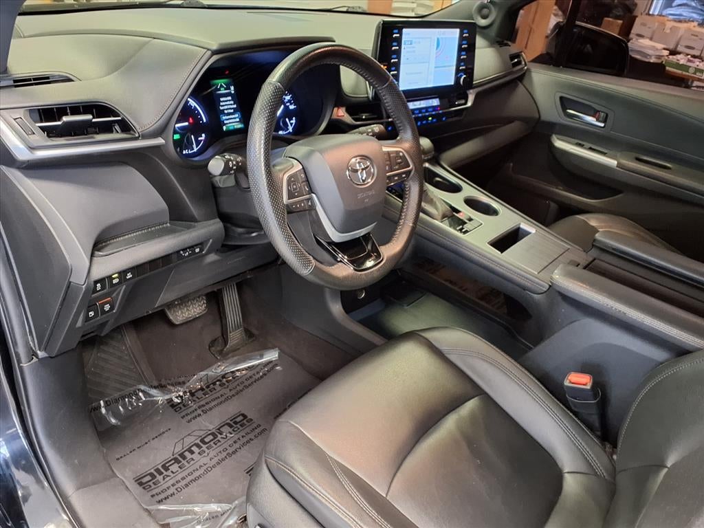 2022 Toyota Sienna Woodland Edition