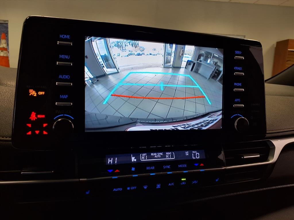 2022 Toyota Sienna Woodland Edition