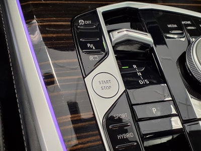 2025 BMW X5 xDrive50e