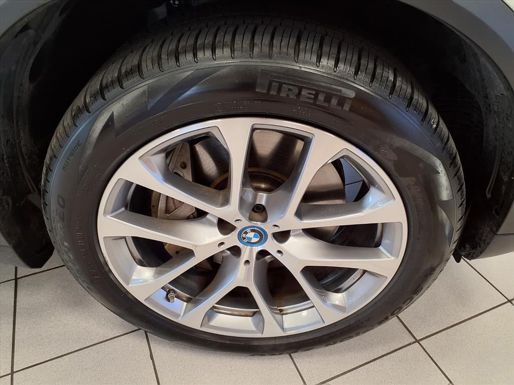 2025 BMW X5 xDrive50e