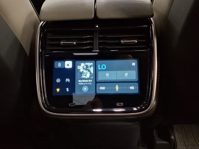 2023 Rivian R1T Adventure