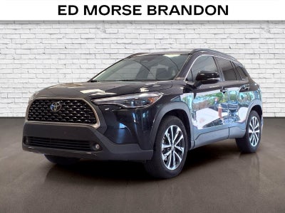 2025 Toyota Corolla Cross XLE