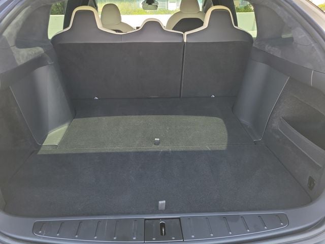 2023 Tesla Model X Base