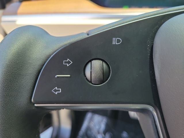 2023 Tesla Model X Standard Range