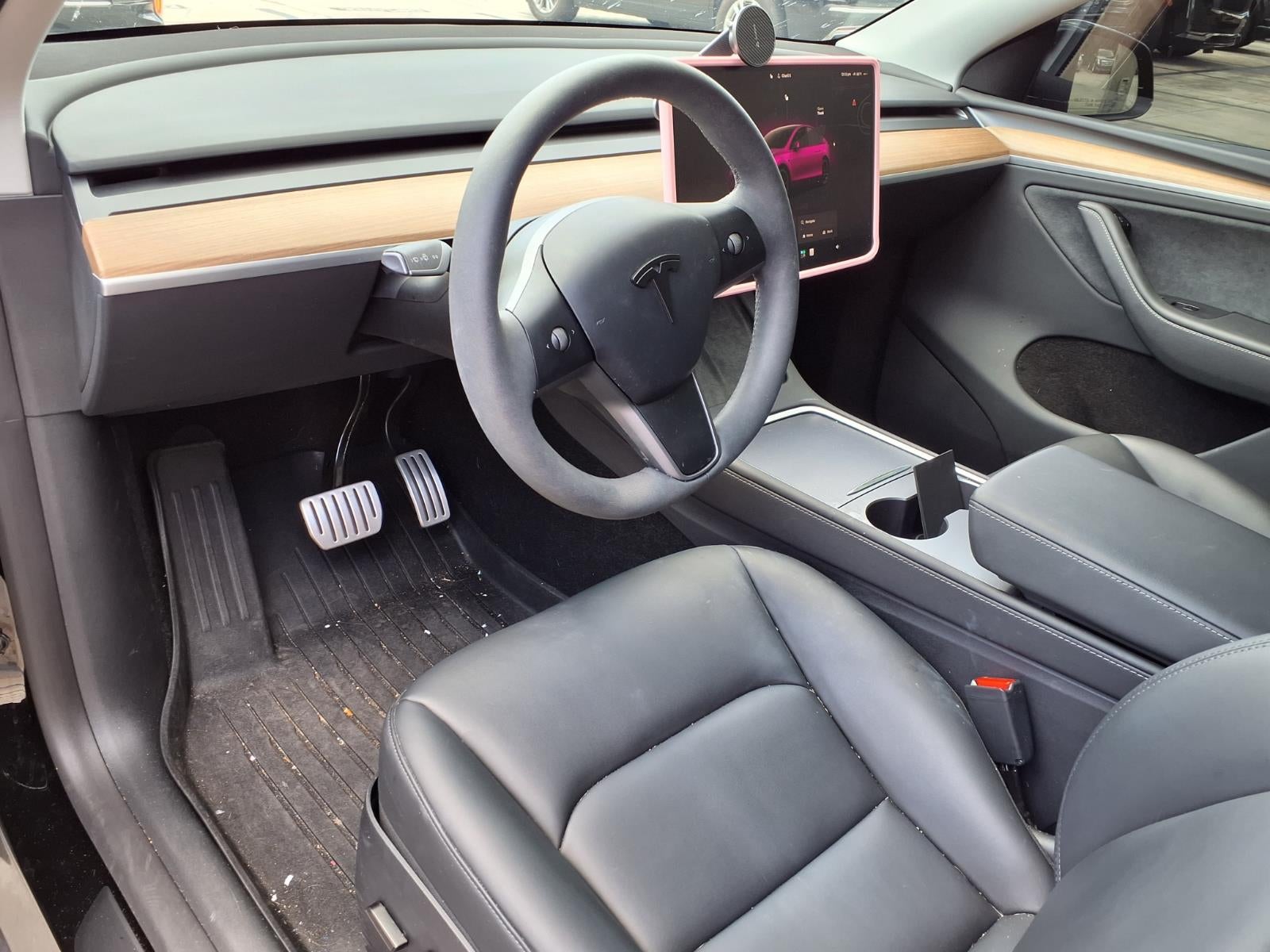 2025 Tesla Model Y Performance