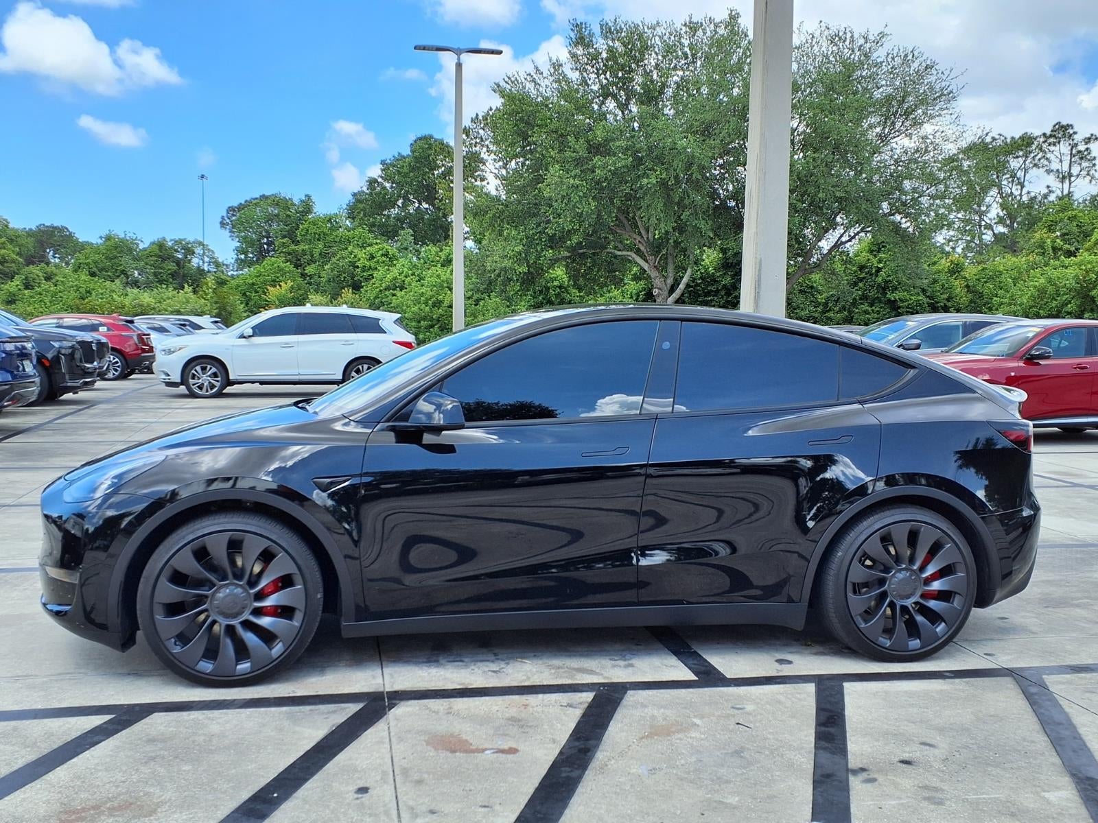 2025 Tesla Model Y Performance