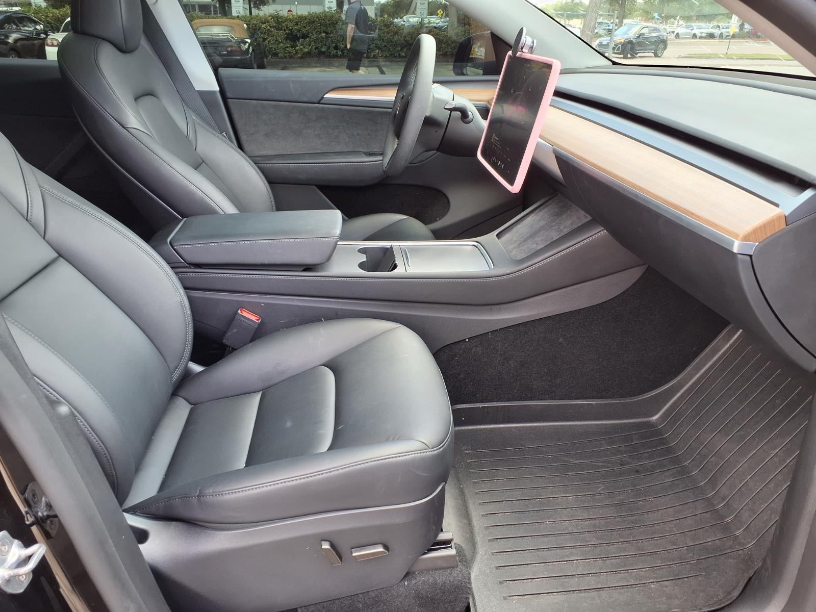 2025 Tesla Model Y Performance
