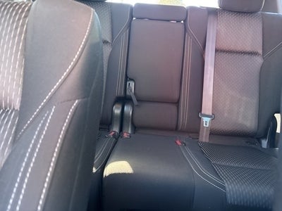 2022 Mitsubishi Outlander ES