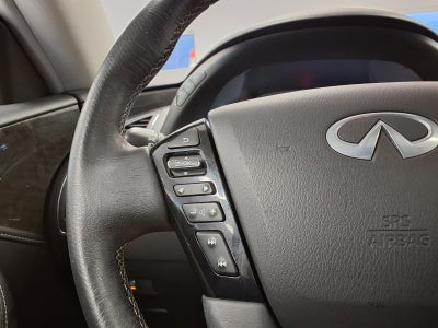 2023 INFINITI QX80 LUXE