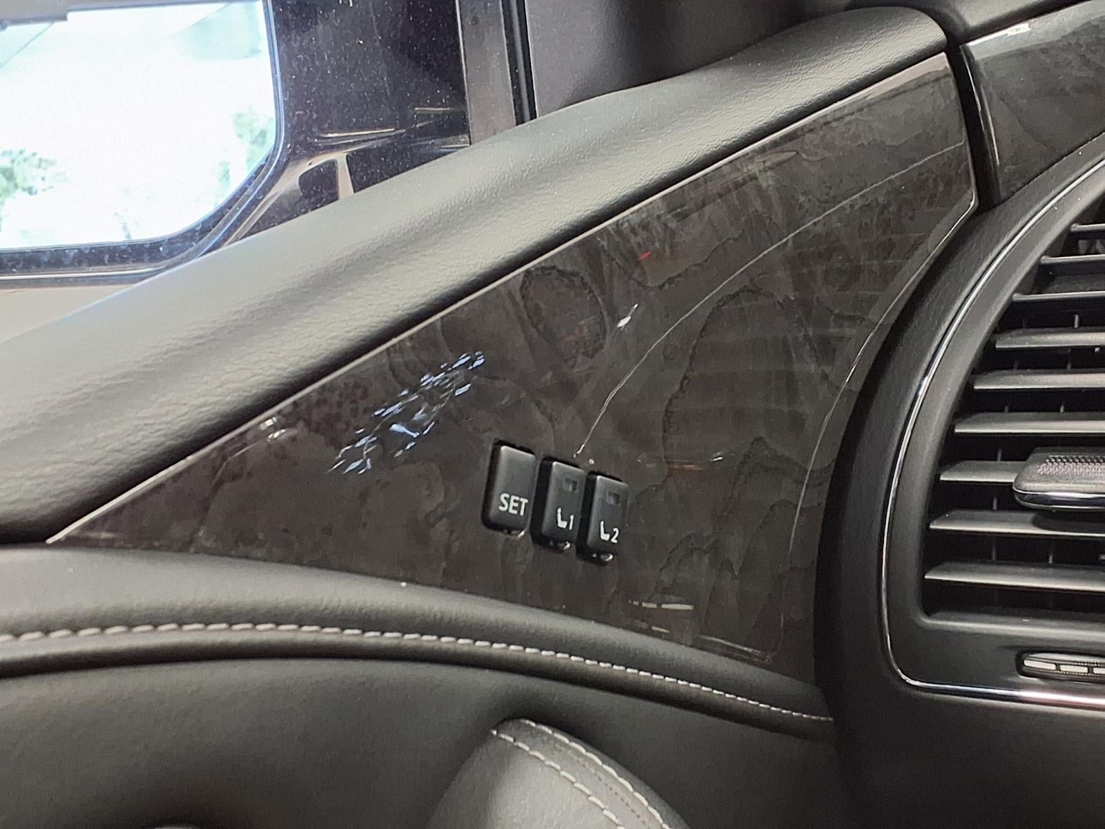 2023 INFINITI QX80 LUXE