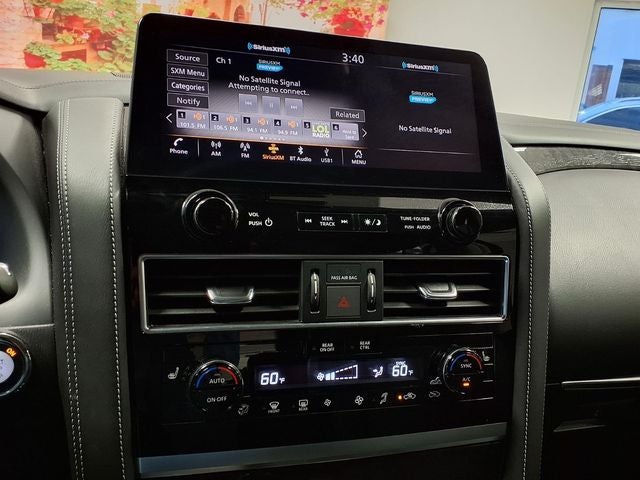 2023 INFINITI QX80 LUXE