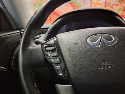 2023 INFINITI QX80 LUXE