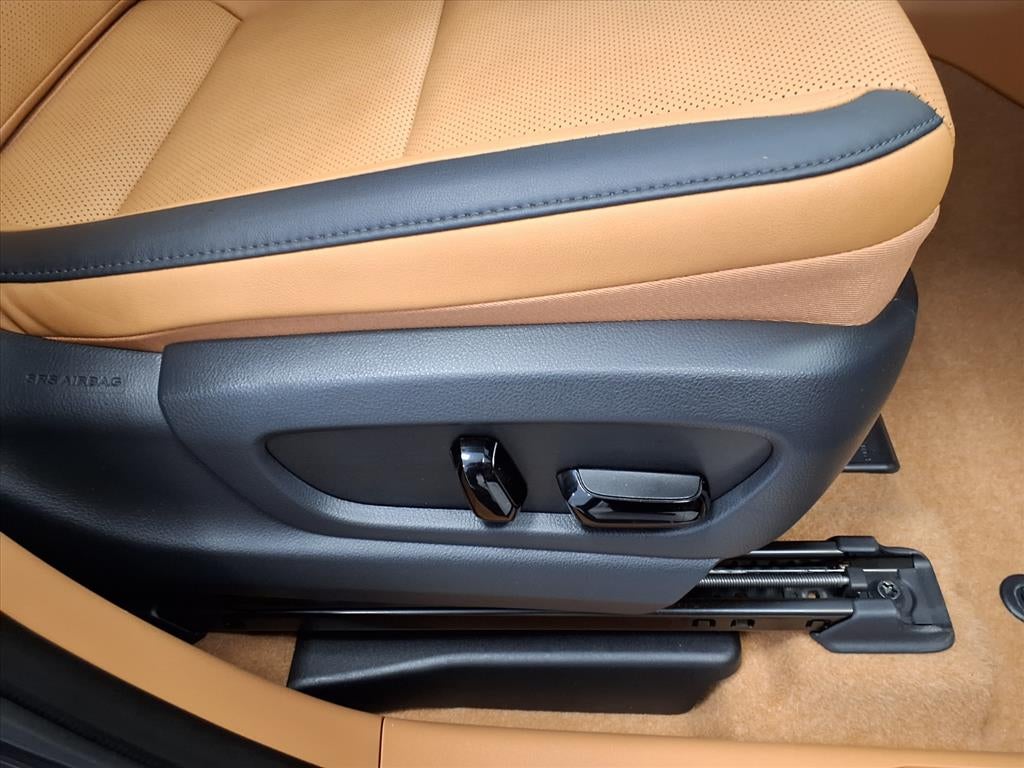 2024 Lexus RZ 450e 450e Luxury