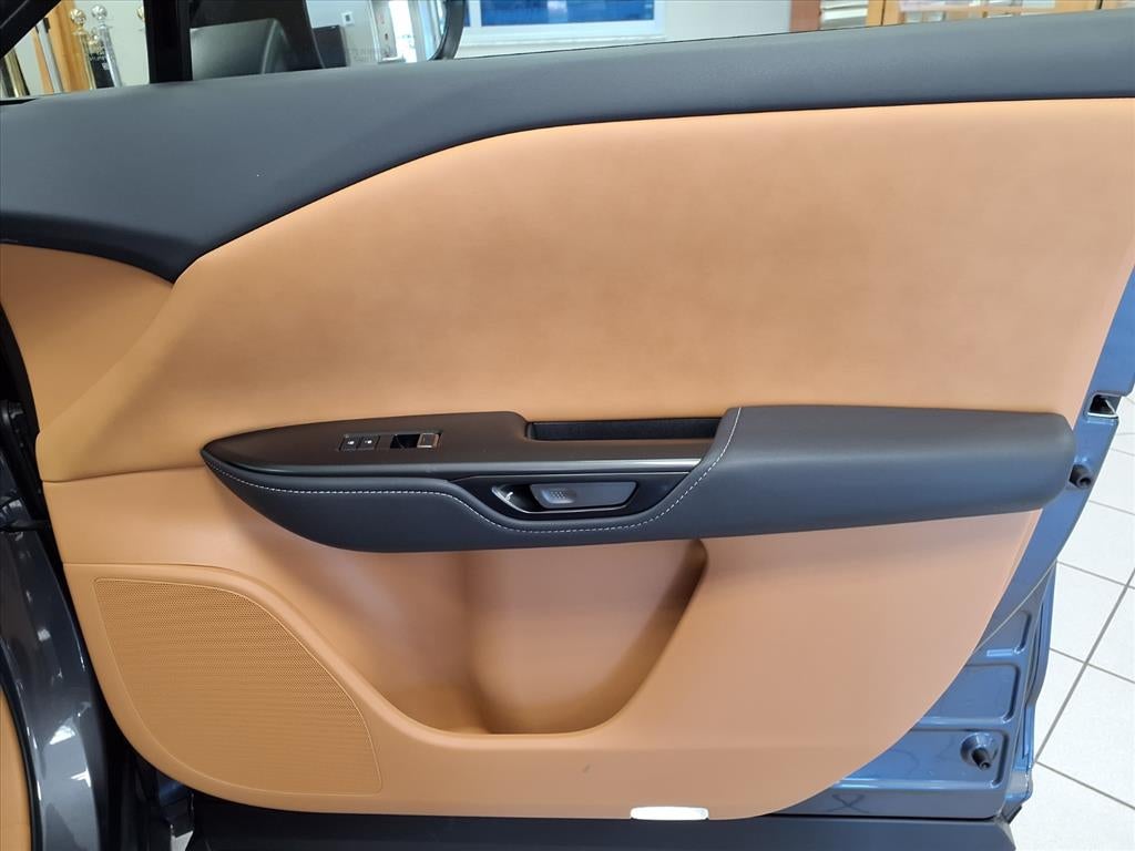 2024 Lexus RZ 450e 450e Luxury