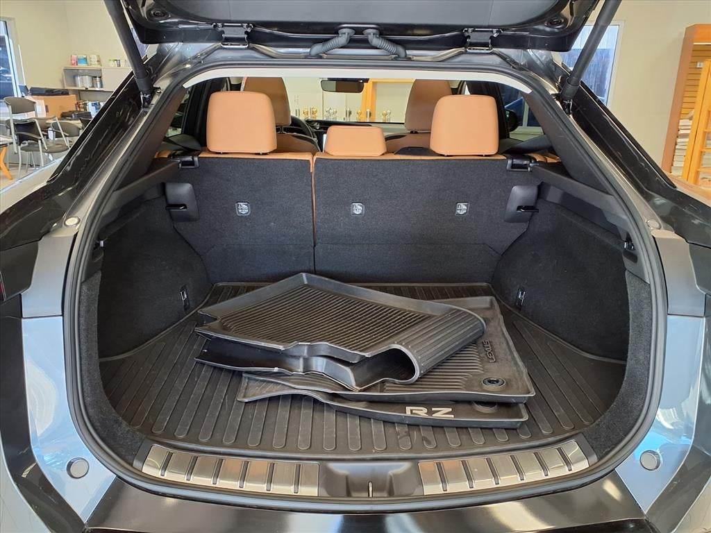 2024 Lexus RZ 450e 450e Luxury