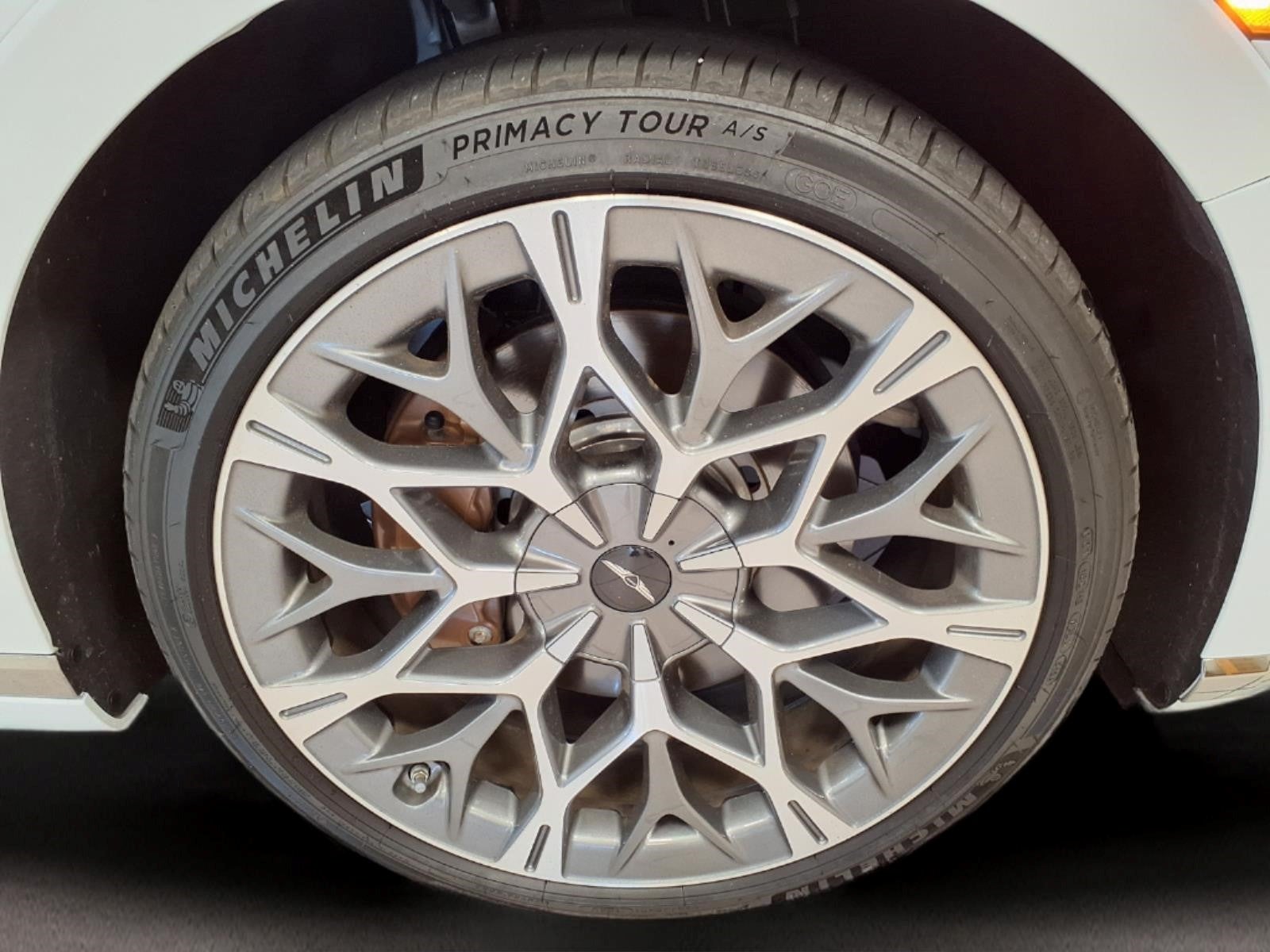 2026 Genesis G90 3.5T e-SC