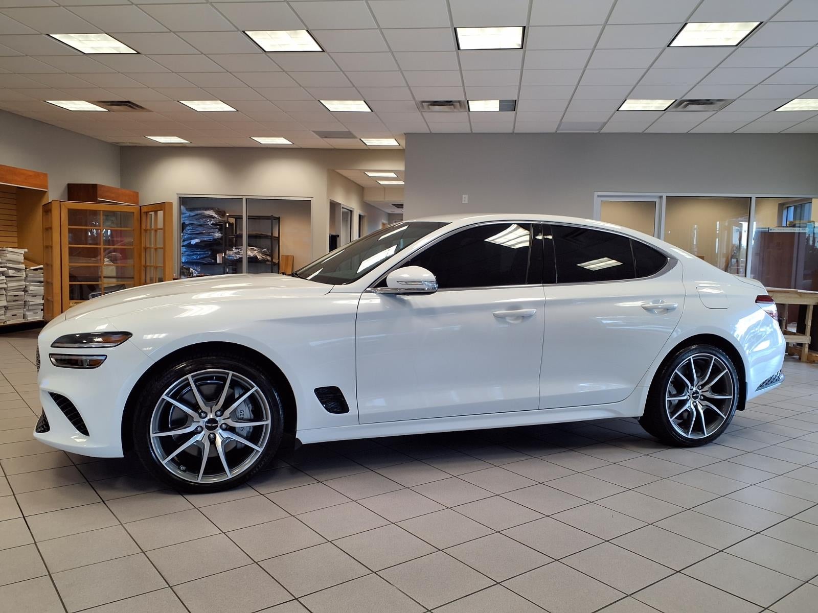 2025 Genesis G70 2.5T