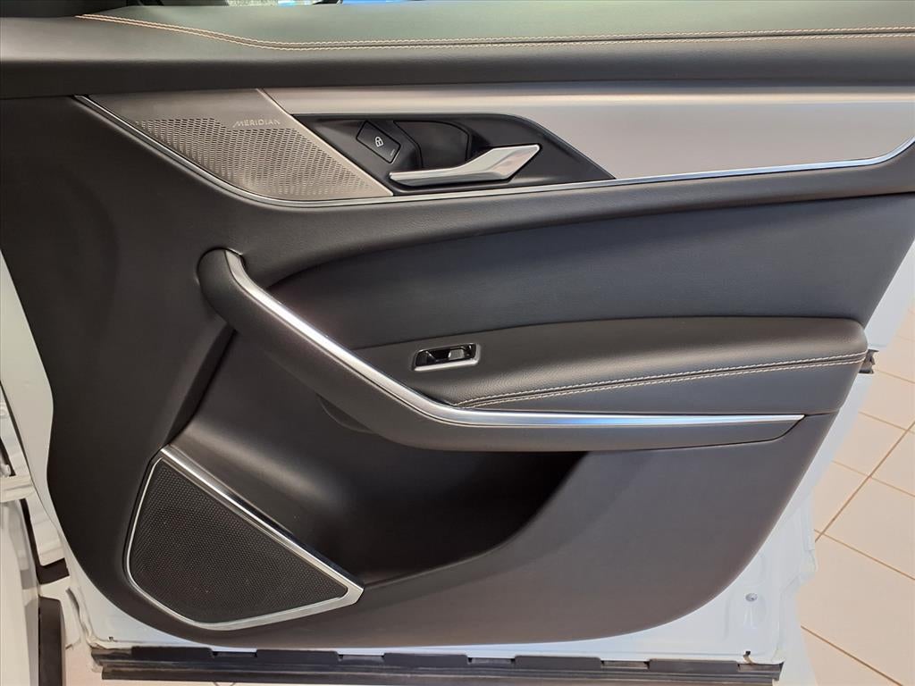 2024 Jaguar F-PACE P250 R-Dynamic S