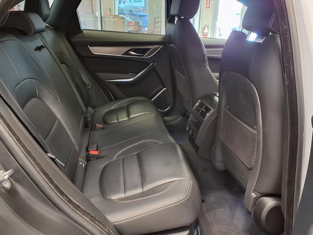 2024 Jaguar F-PACE P250 R-Dynamic S