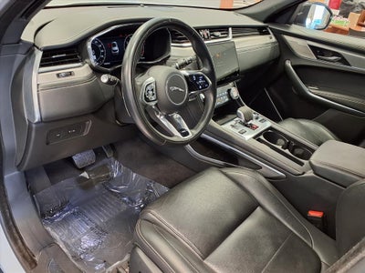2024 Jaguar F-PACE P250 R-Dynamic S