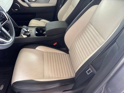 2025 Land Rover Discovery Sport SE