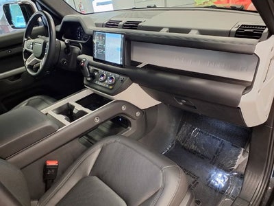 2025 Land Rover Defender 110 S
