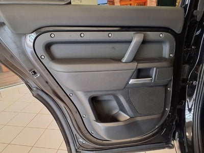2025 Land Rover Defender 110 S