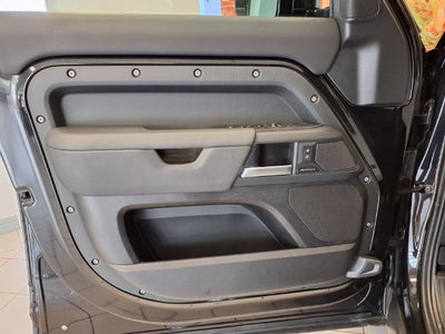 2025 Land Rover Defender 110 S