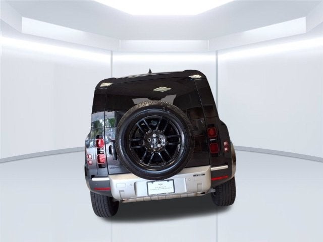 2025 Land Rover Defender 110 S