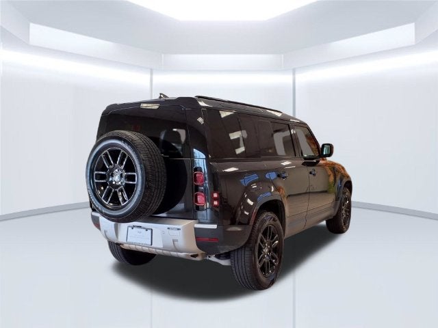 2025 Land Rover Defender 110 S