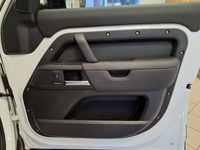 2025 Land Rover Defender S