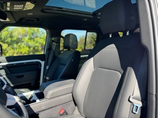 2025 Land Rover Defender S