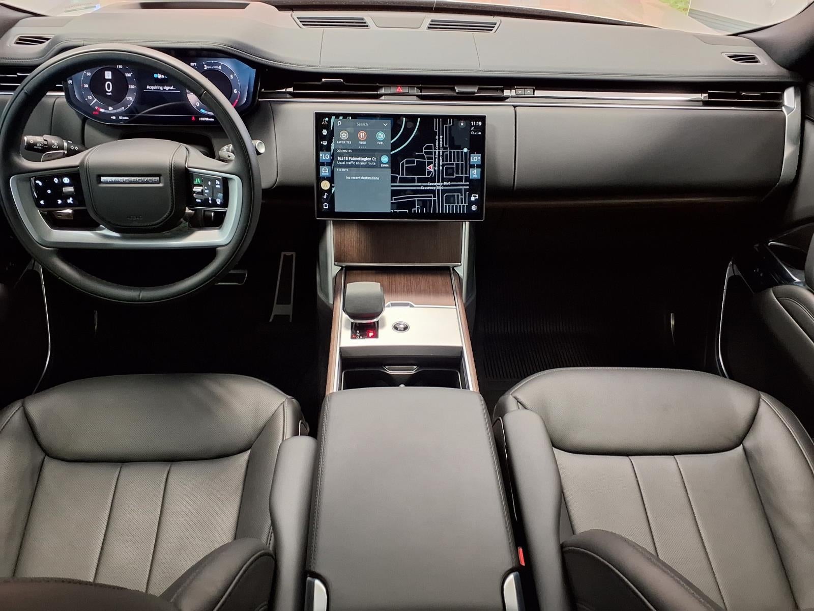 2025 Land Rover Range Rover SE LWB