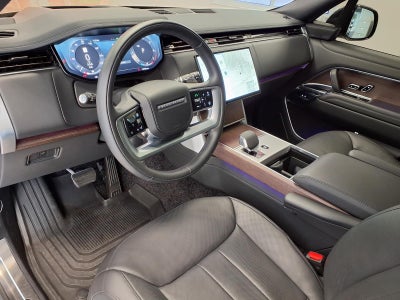 2025 Land Rover Range Rover SE LWB