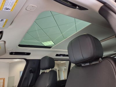 2025 Land Rover Range Rover SE LWB