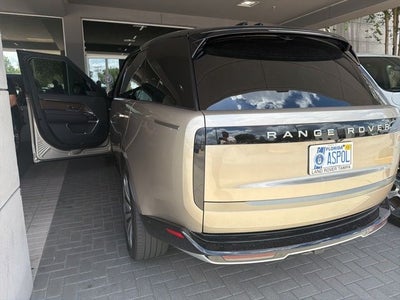 2025 Land Rover Range Rover SE LWB