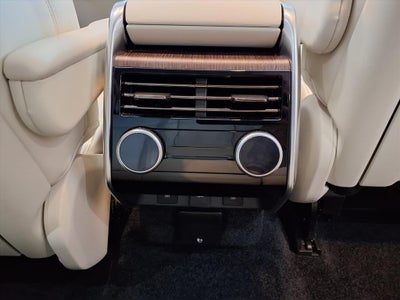 2025 Land Rover Range Rover SE LWB